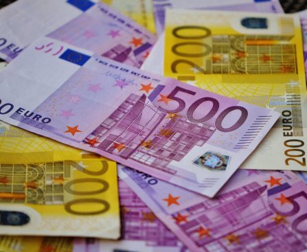money, seem, euro bills-1508454.jpg